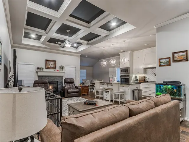Photo 6 — 3904 Palisade Lane, Oklahoma City, OK 73179