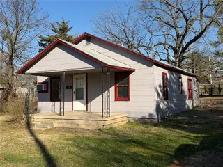 Sold home at 719 N Pennsylvania Avenue