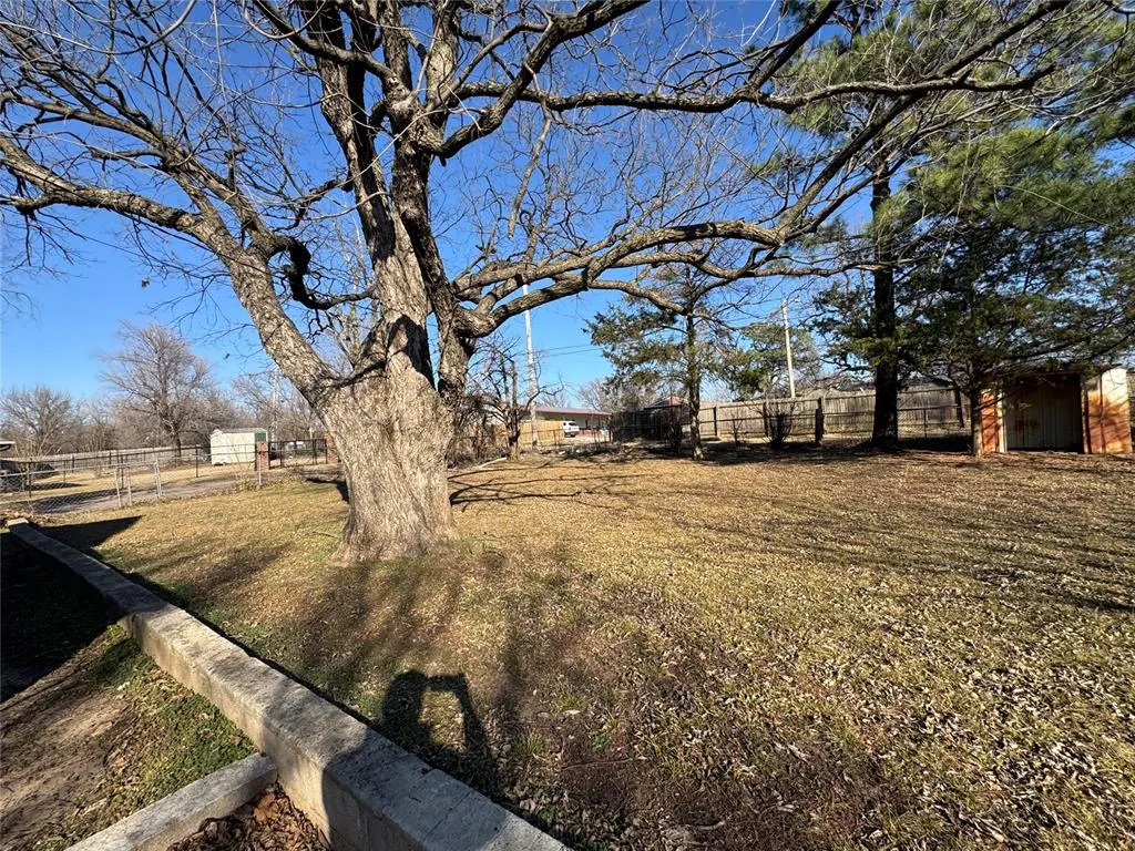 Photo 29 — 719 N Pennsylvania Avenue, Shawnee, OK 74801
