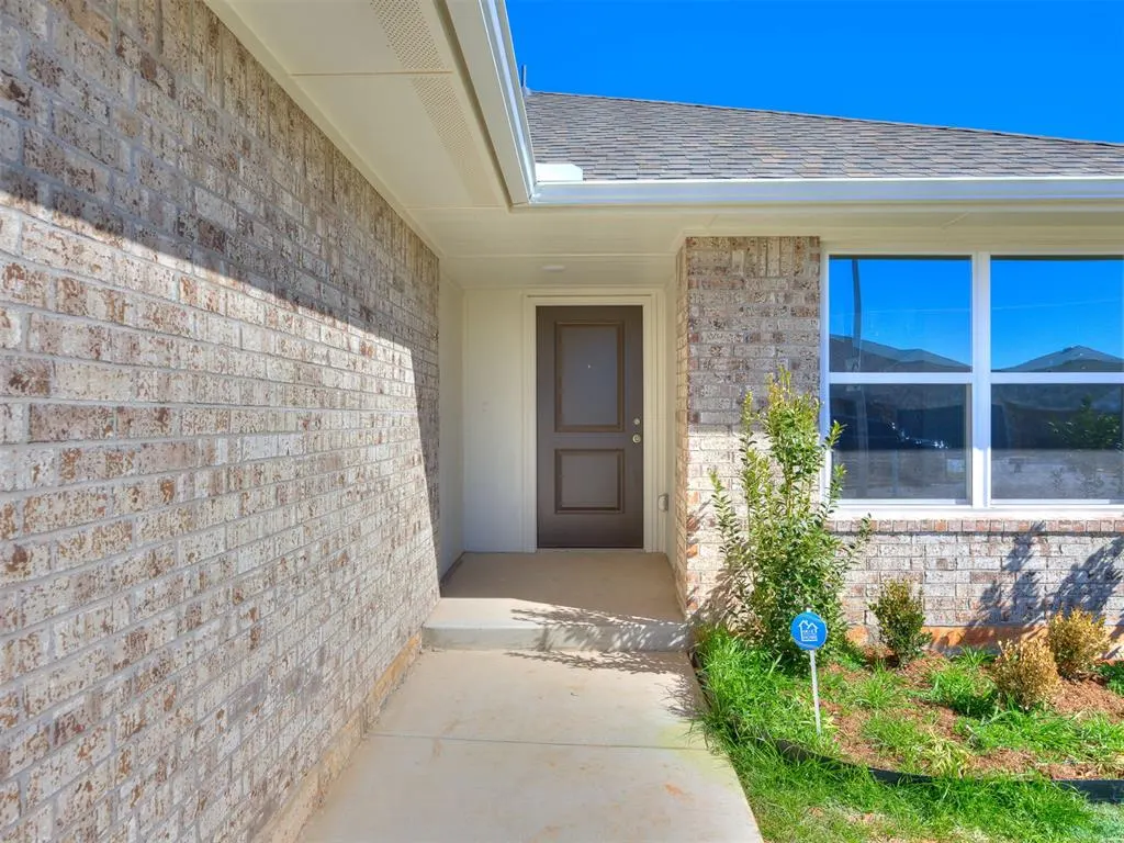 Photo 3 — 9100 Blackfork Lane, Oklahoma City, OK 73160