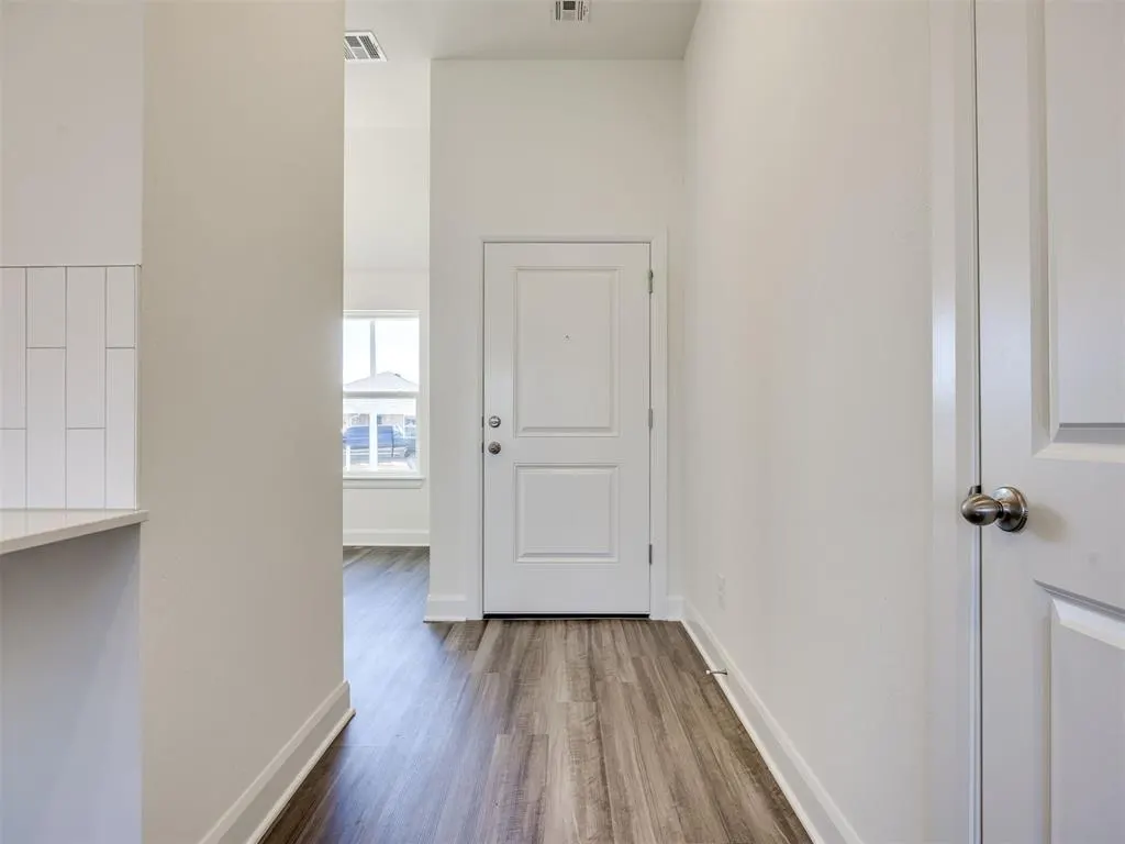 Photo 4 — 9100 Blackfork Lane, Oklahoma City, OK 73160