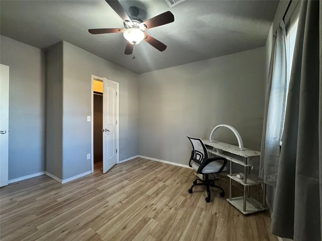 Photo 4 — 2929 NW 18th Street, Oklahoma City, OK 73107