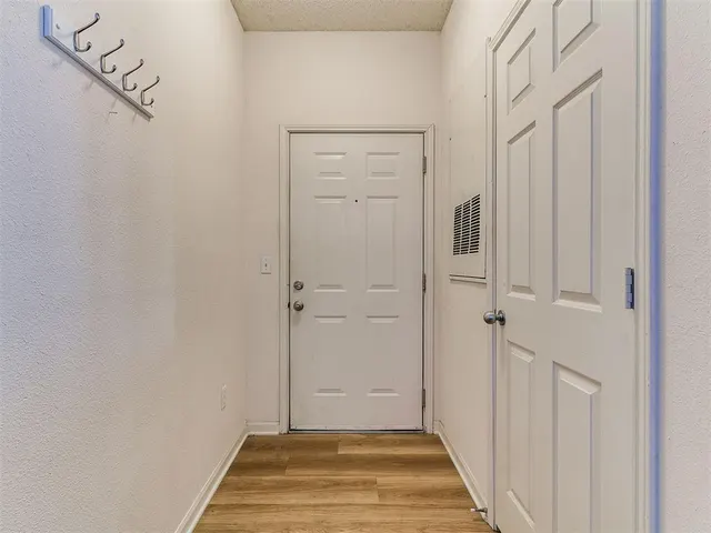 Photo 4 — 2200 Classen Boulevard 3137, Norman, OK 73071