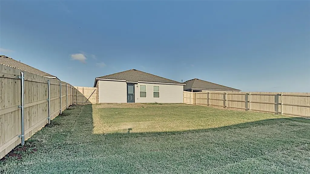 Photo 15 — 4325 Umbria Road, Oklahoma City, OK 73179