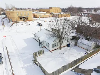 Sold home at 1005 W Washington Avenue