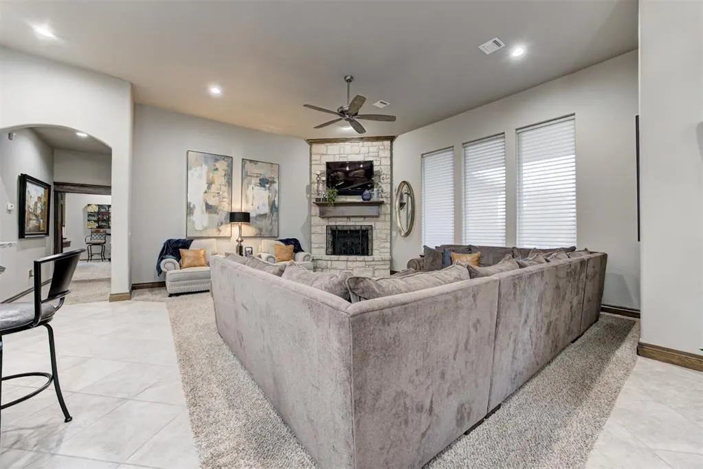 Photo 8 — 14716 Sedona Drive, Oklahoma City, OK 73142