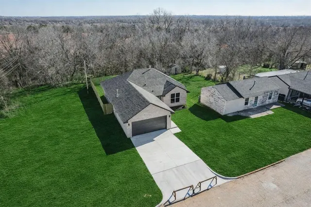 Photo 2 — 2004 N Cherry Avenue, Oklahoma City, OK 73121