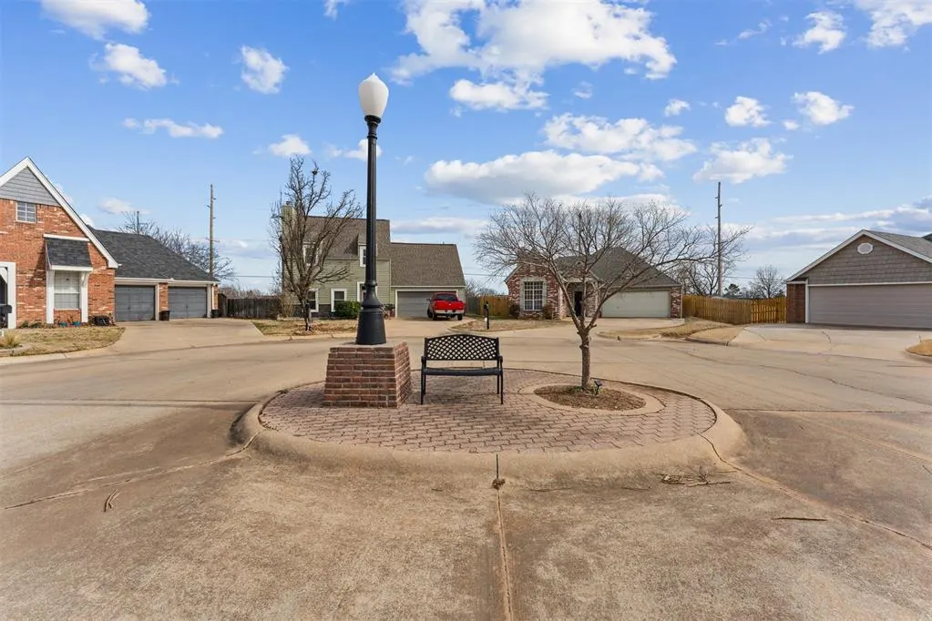 Photo 2 — 2014 E Connell Court, Stillwater, OK 74075