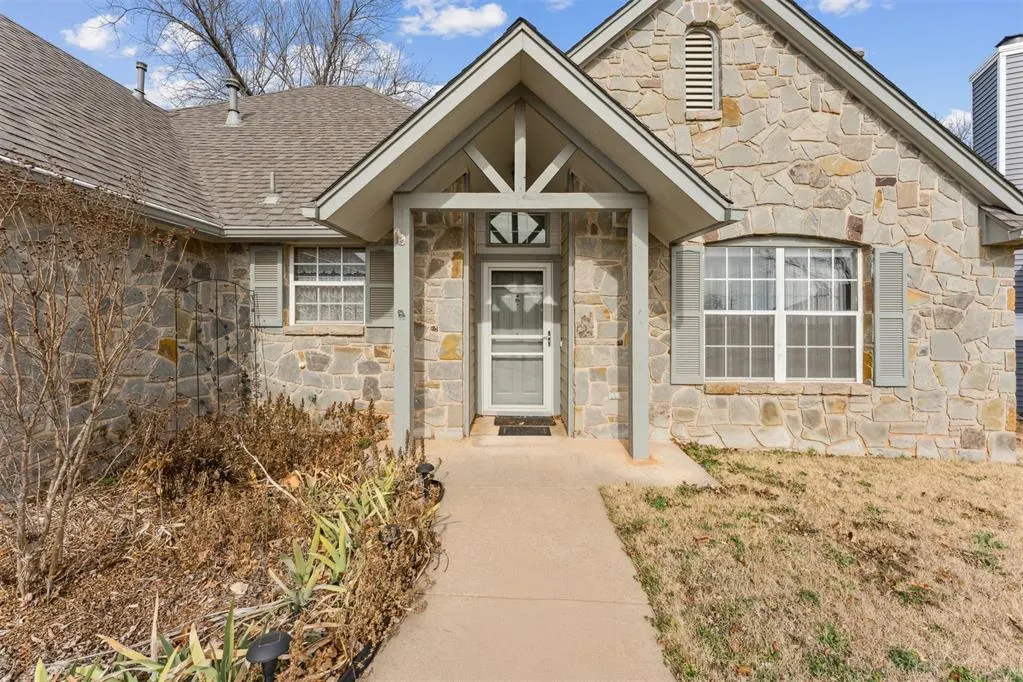 Photo 4 — 2014 E Connell Court, Stillwater, OK 74075