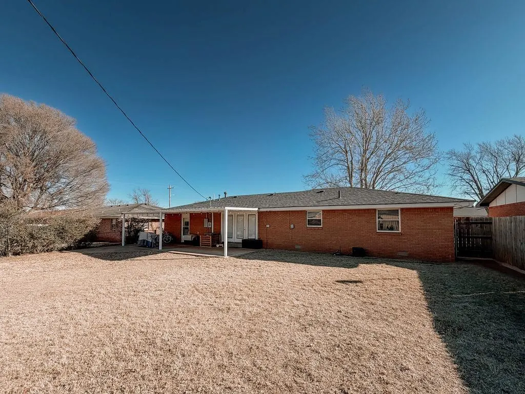 Photo 27 — 923 N Krest Drive, Weatherford, OK 73096
