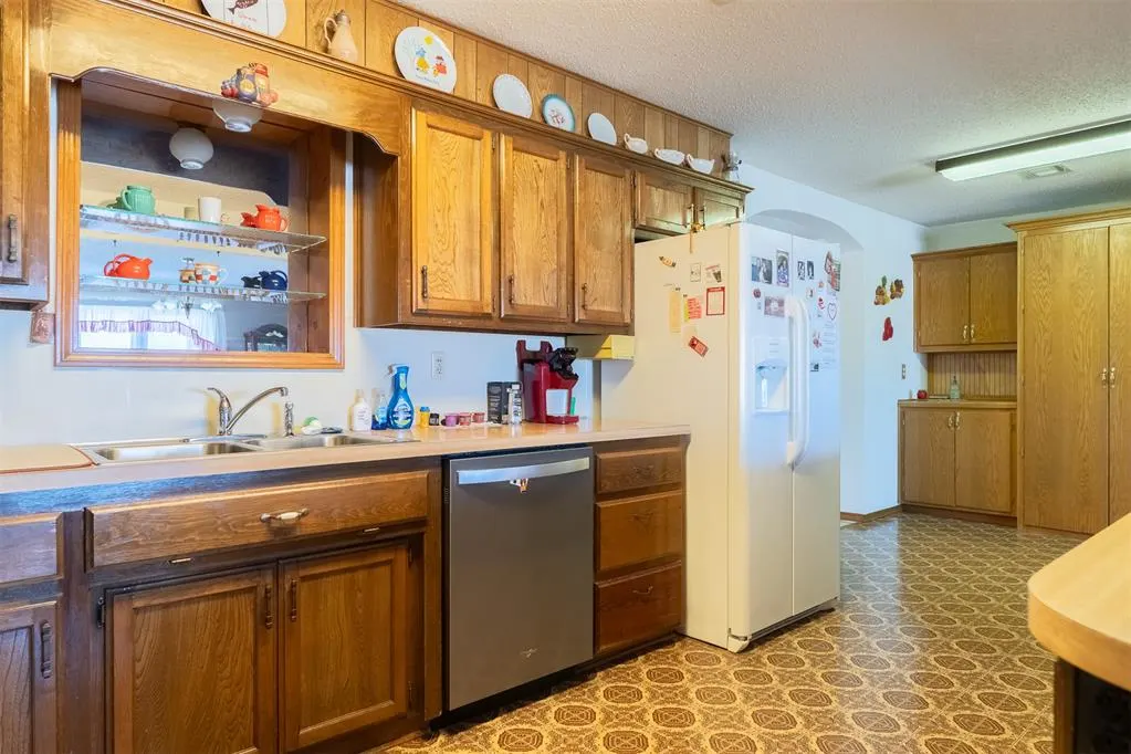 Photo 9 — 30716 E County Road 1650, Elmore City, OK 73433