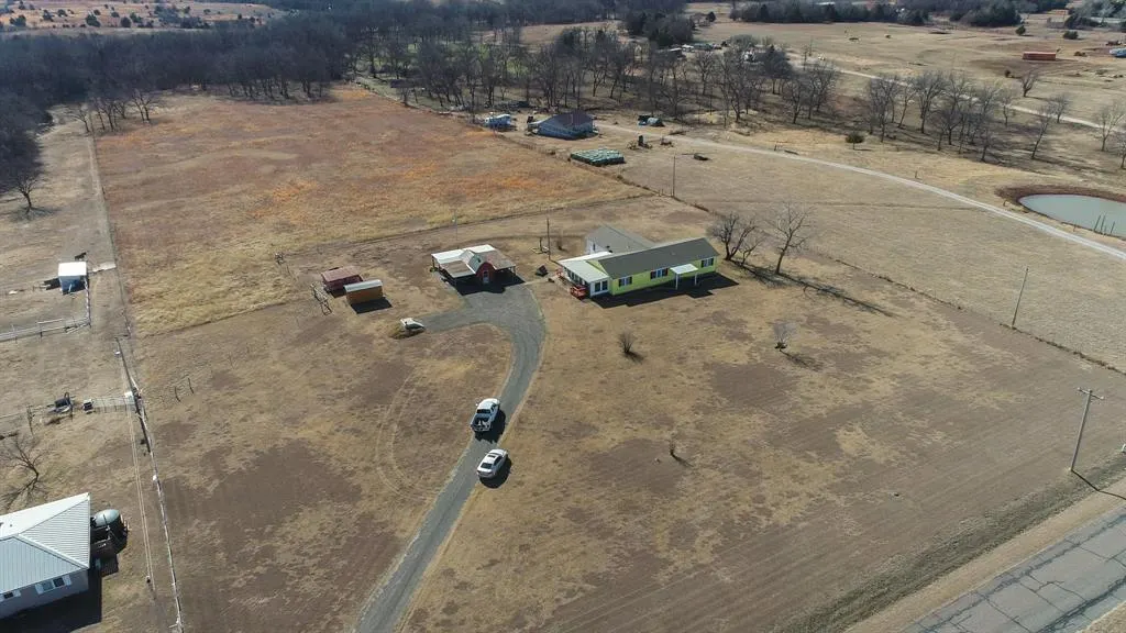 Photo 22 — 30716 E County Road 1650, Elmore City, OK 73433