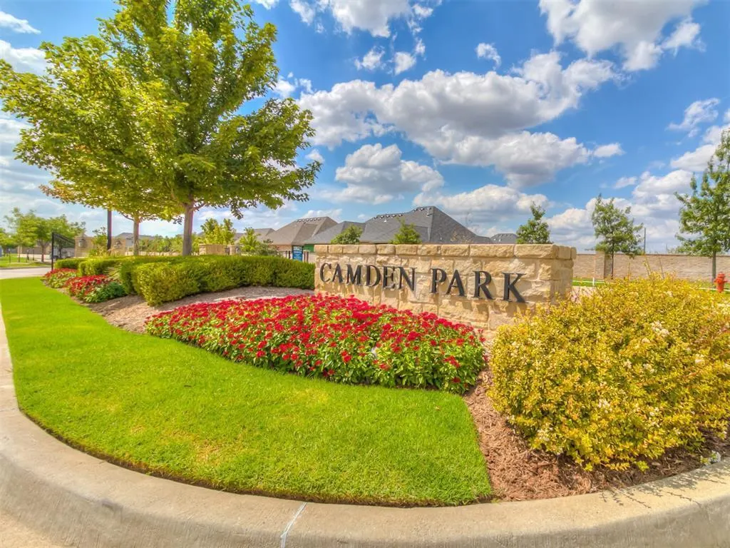 Photo 2 — 16417 Burgundy West Drive, Edmond, OK 73013