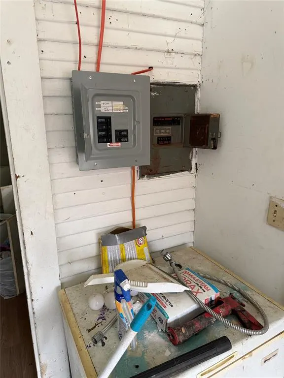 Photo 14 — 512 S Loy Street, Meeker, OK 74855