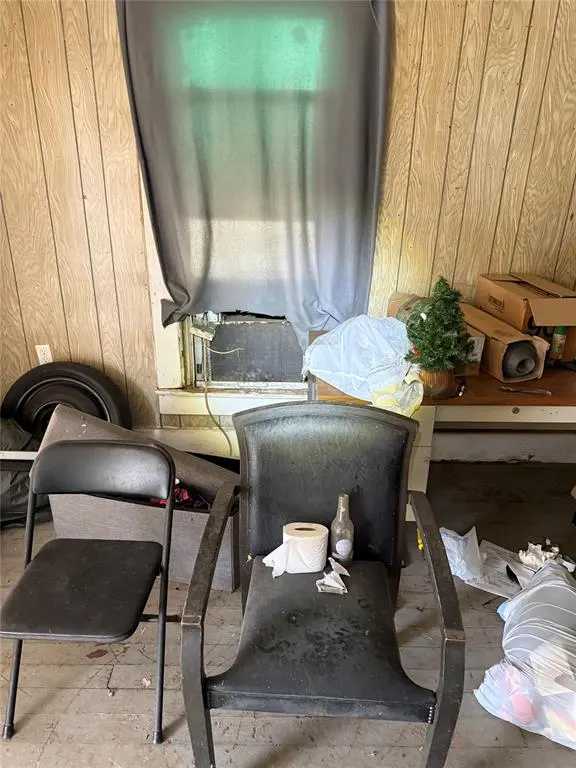 Photo 24 — 512 S Loy Street, Meeker, OK 74855