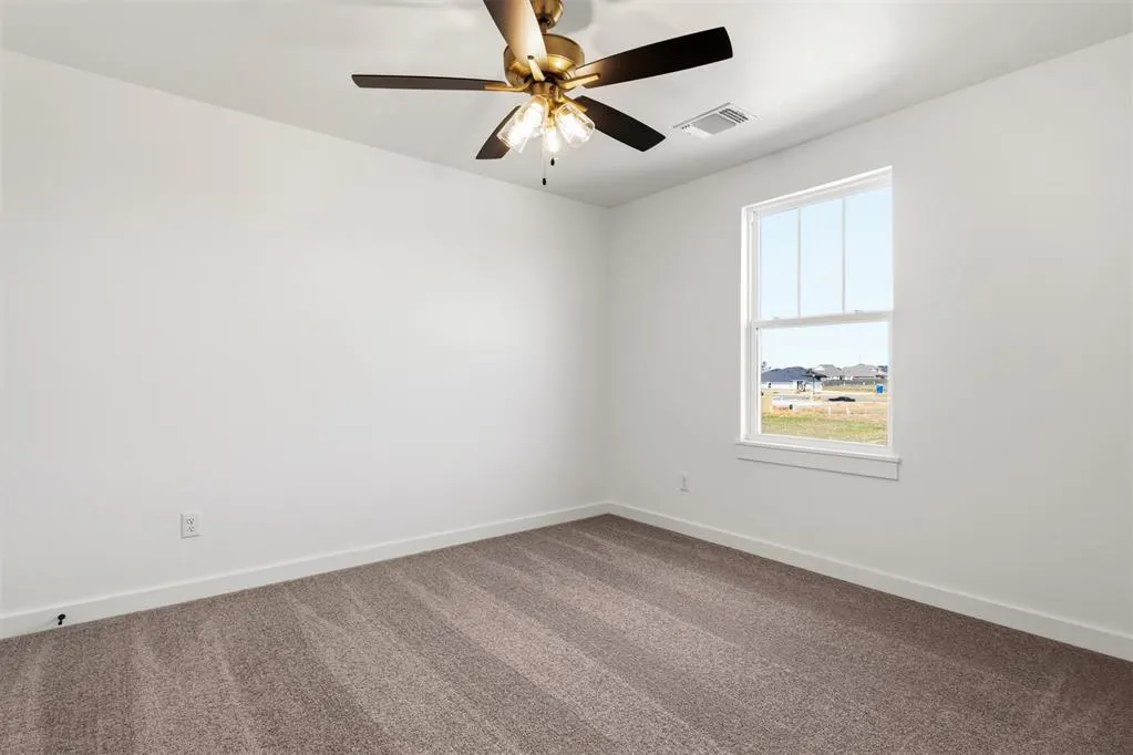 Photo 24 — 1412 SW 160th Street, Moore, OK 73170