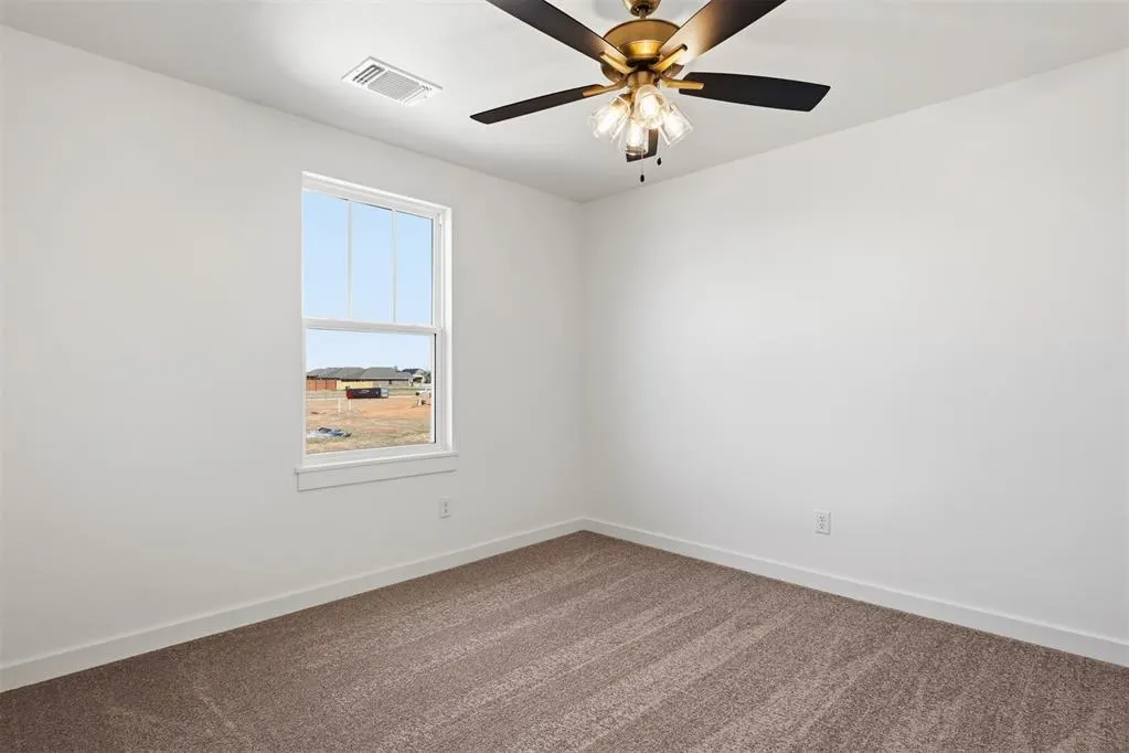 Photo 26 — 1412 SW 160th Street, Moore, OK 73170