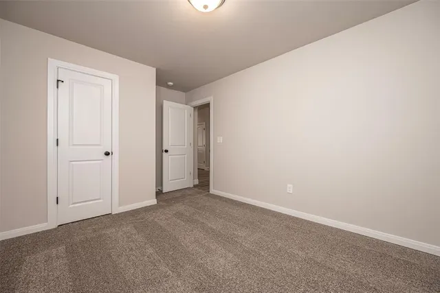 Photo 6 — 1916 Meadow Brook Road, Yukon, OK 73099
