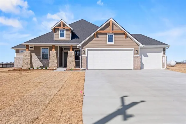Front exterior — 24293 Western Avenue, Washington, OK 73093