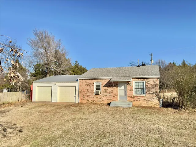 Photo 2 — 8012 S Douglas Boulevard, Guthrie, OK 73044