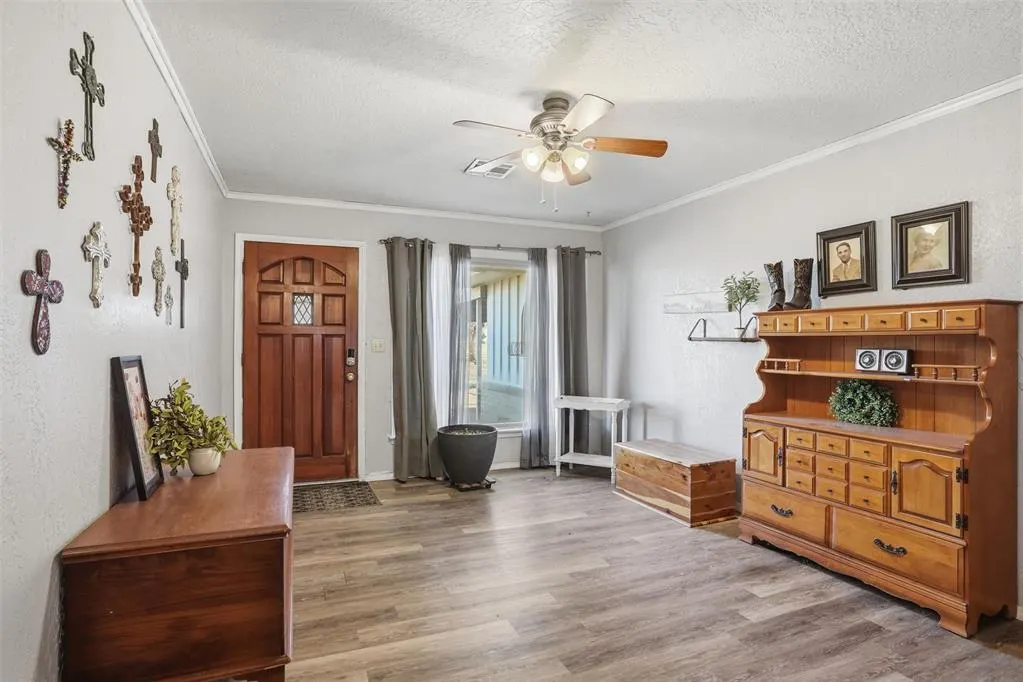 Photo 6 — 708 W 12th Street, Cordell, OK 73632