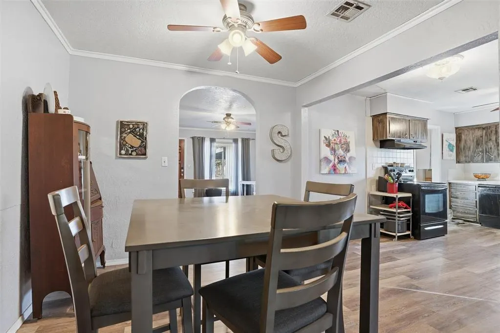 Photo 16 — 708 W 12th Street, Cordell, OK 73632