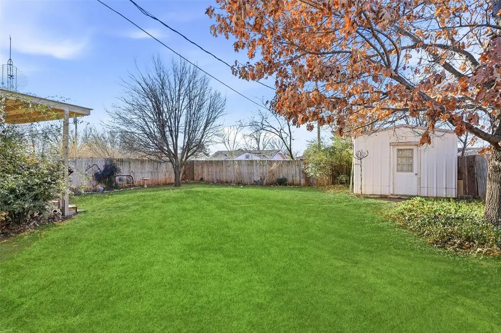 Photo 29 — 708 W 12th Street, Cordell, OK 73632