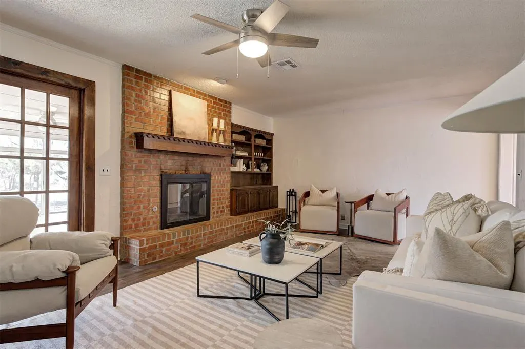 Photo 7 — 8037 Willow Creek Boulevard, Oklahoma City, OK 73162