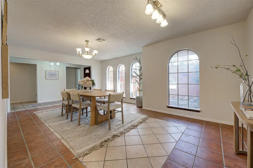 Photo 20 — 8037 Willow Creek Boulevard, Oklahoma City, OK 73162