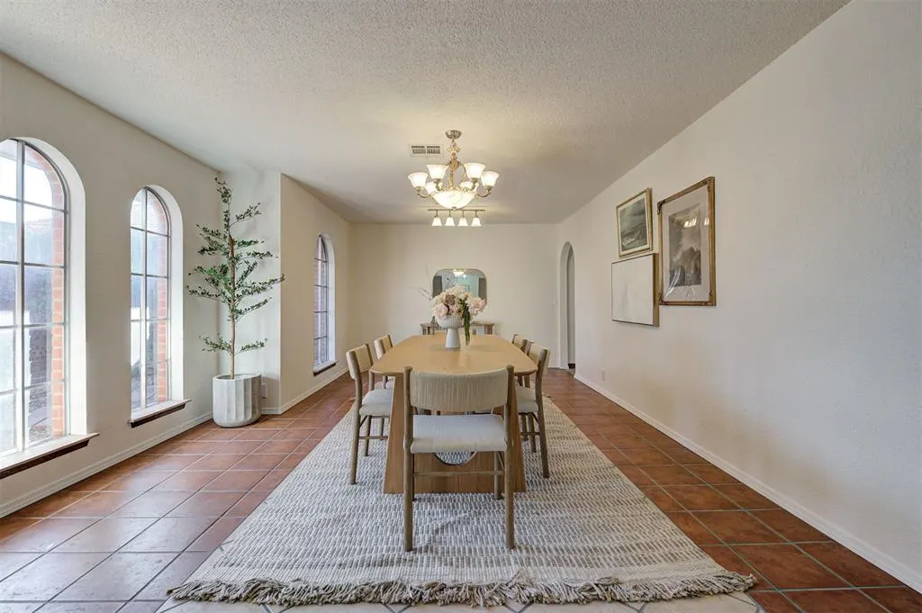Photo 21 — 8037 Willow Creek Boulevard, Oklahoma City, OK 73162