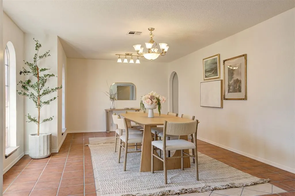 Photo 22 — 8037 Willow Creek Boulevard, Oklahoma City, OK 73162
