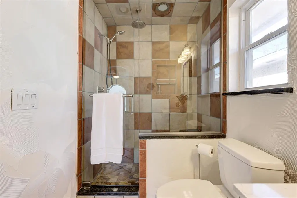 Photo 30 — 8037 Willow Creek Boulevard, Oklahoma City, OK 73162