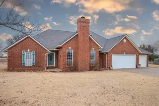 Sold home at 1913 Kyle Drive