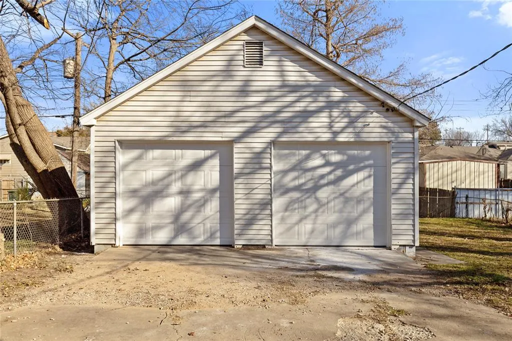 Photo 18 — 1012 N Tabor Avenue, Oklahoma City, OK 73107