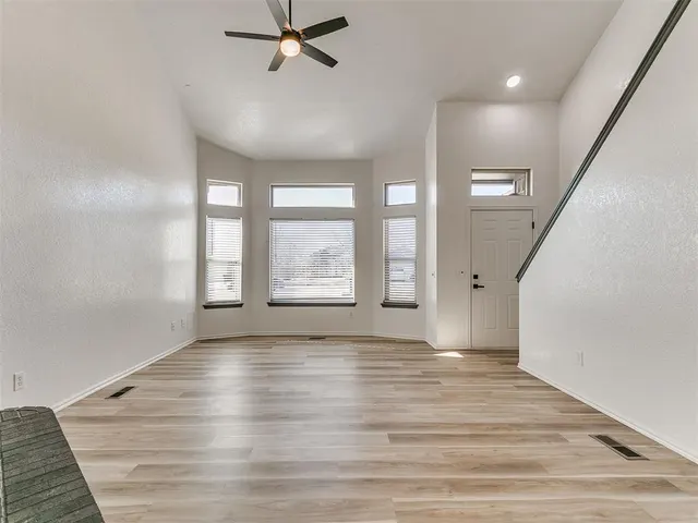 Photo 4 — 3504 Quail Run Drive, Moore, OK 73160