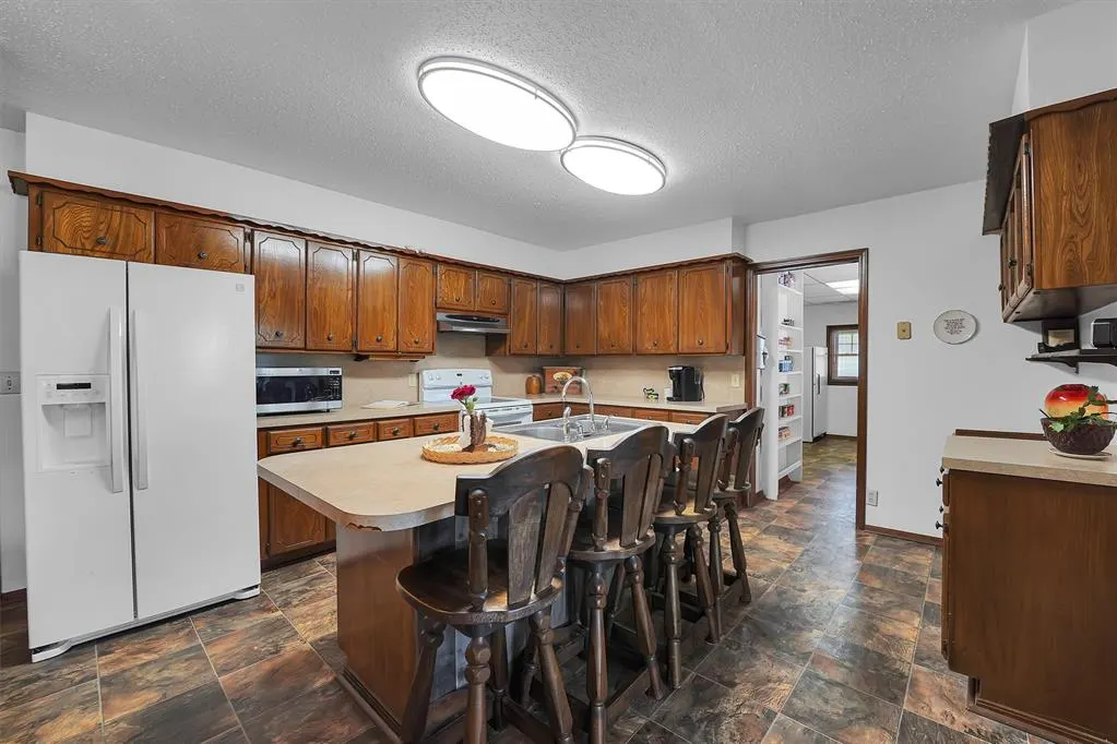 Photo 9 — 409 S McDonald Street, Dill City, OK 73641
