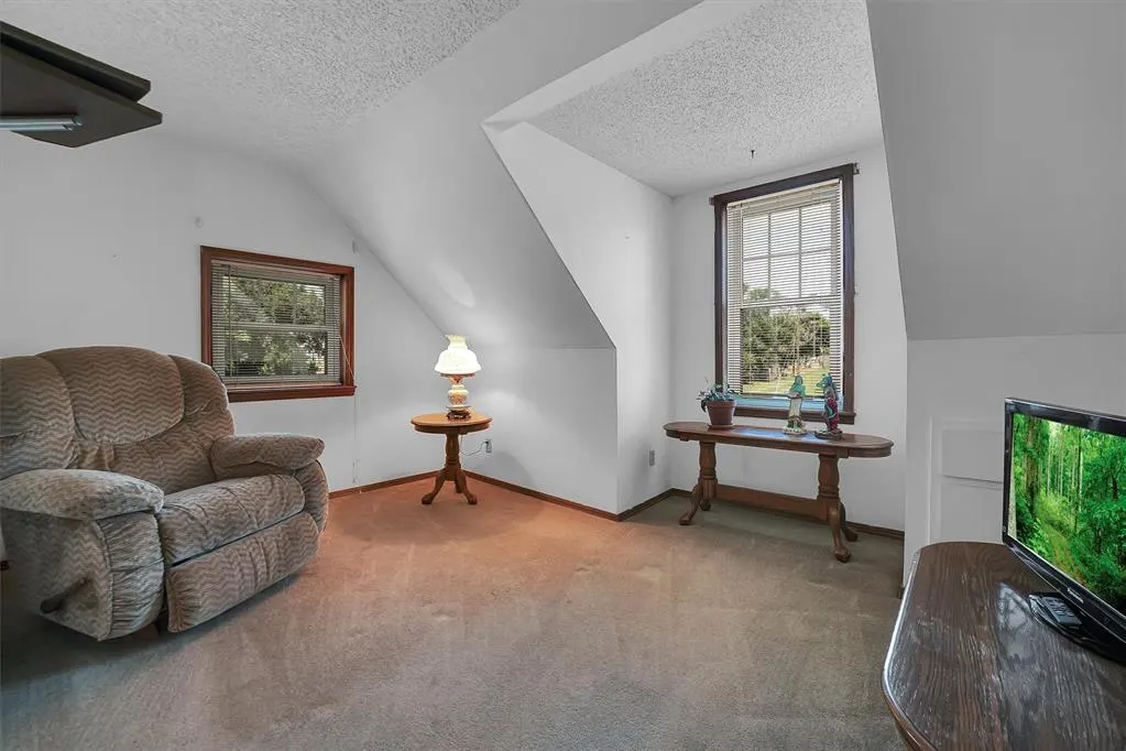 Photo 23 — 409 S McDonald Street, Dill City, OK 73641