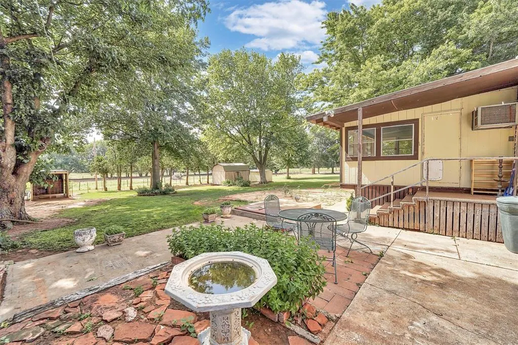 Photo 34 — 409 S McDonald Street, Dill City, OK 73641