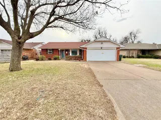 Sold home at 3505 N Ridgewood Drive