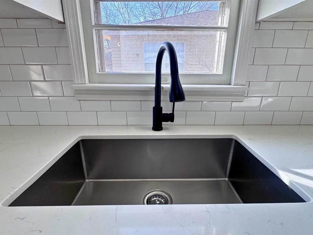 Photo 9 — 1430 NW Logan Avenue, Lawton, OK 73507
