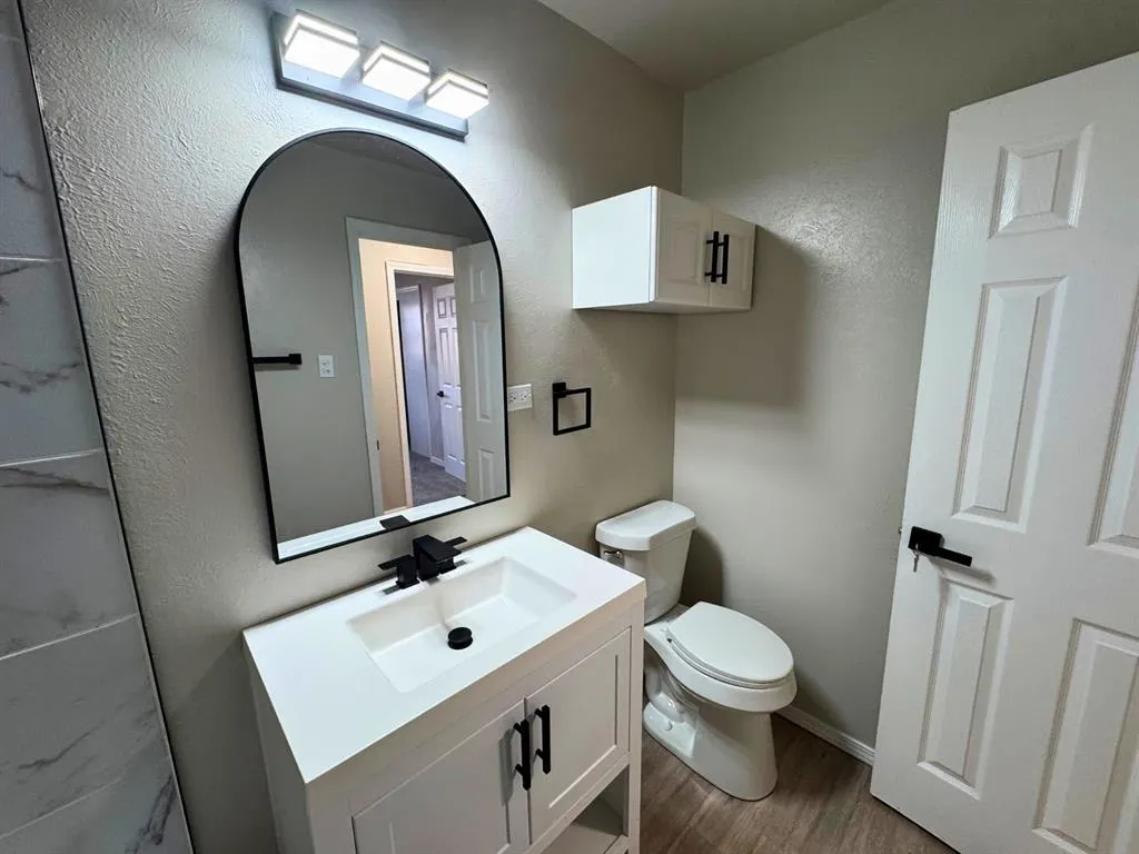 Photo 12 — 1430 NW Logan Avenue, Lawton, OK 73507