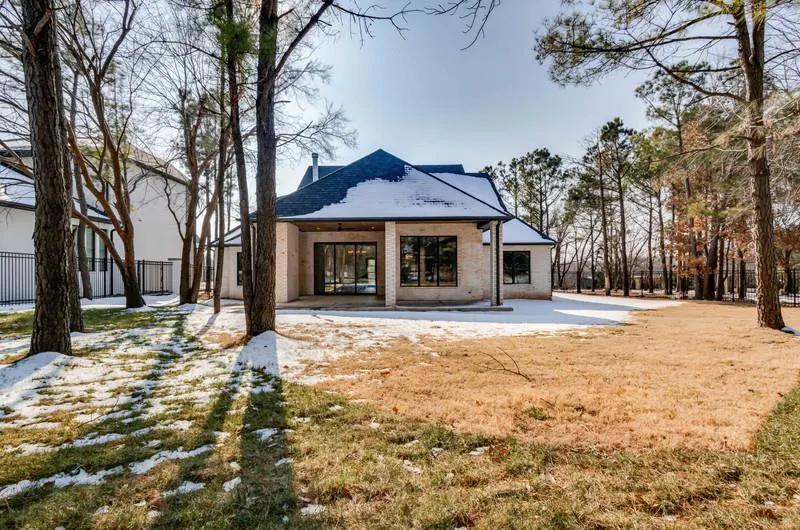 Photo 28 — 12224 NE Grand Cedar Manor, Oklahoma City, OK 73131