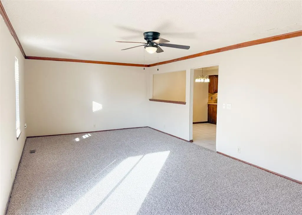 Photo 9 — 3622 Wynn Circle, Edmond, OK 73013