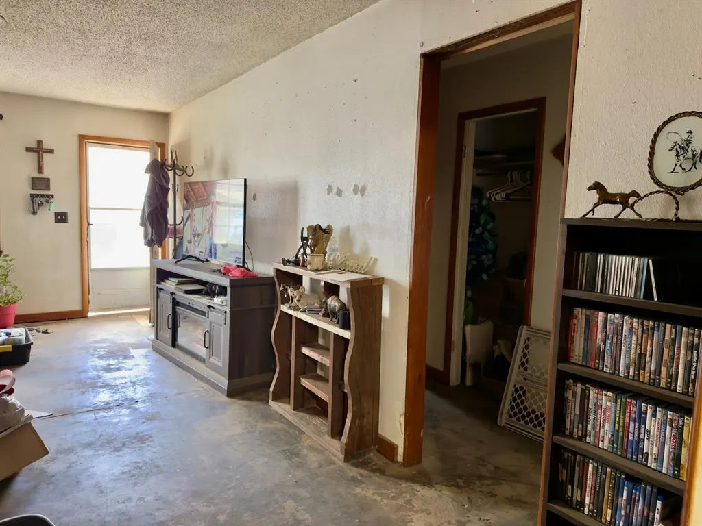 Photo 12 — 723 SE Avenue H, Idabel, OK 74745