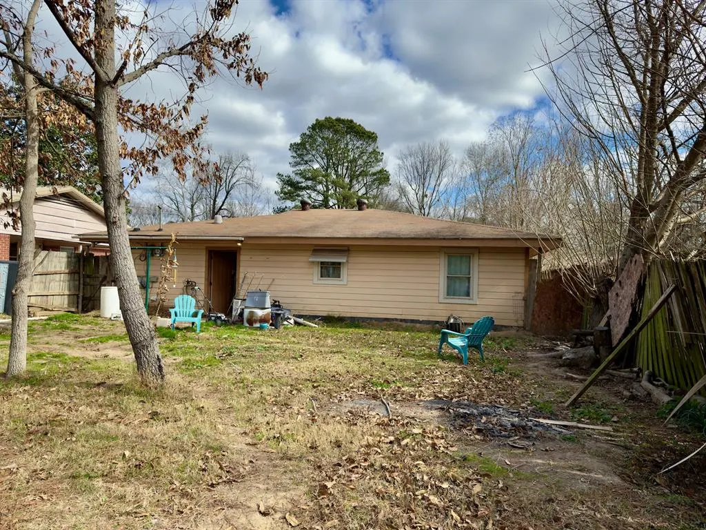 Photo 18 — 723 SE Avenue H, Idabel, OK 74745