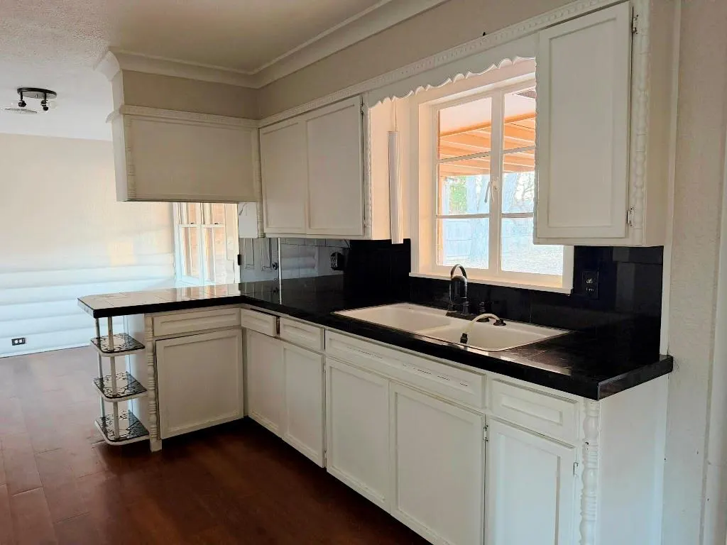 Photo 12 — 1329 W Thompson Avenue, Enid, OK 73703