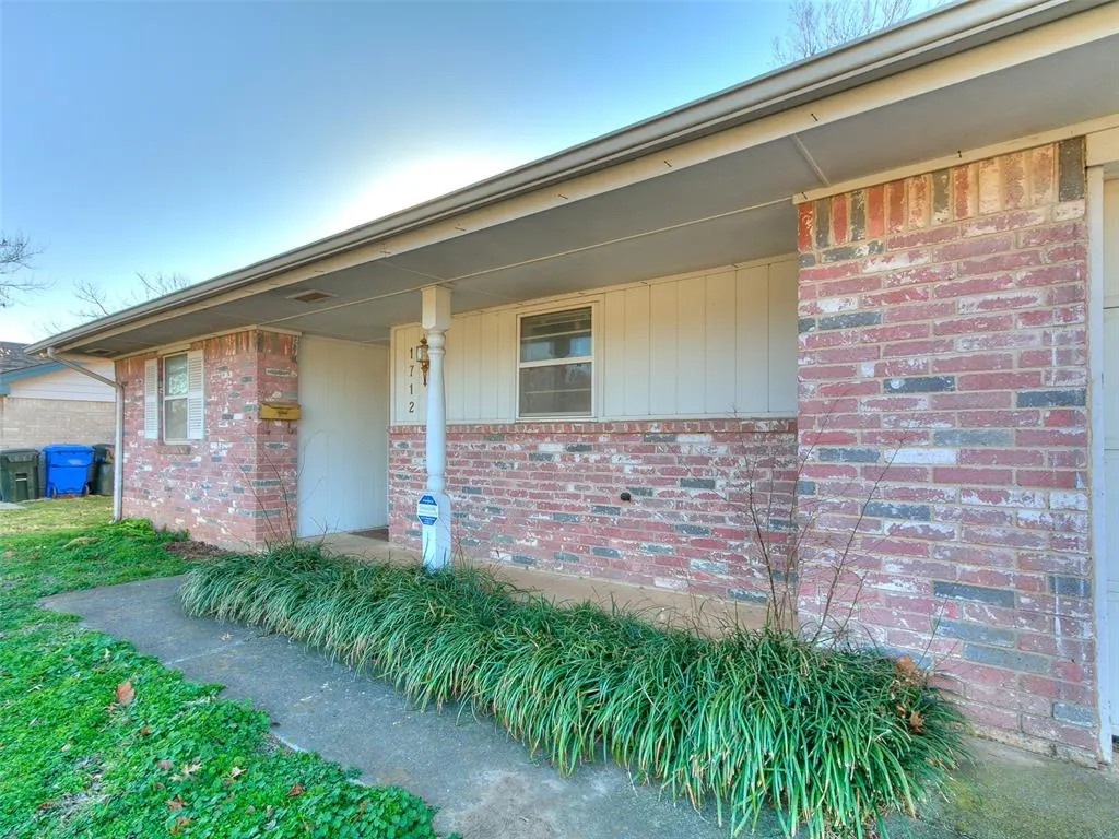 Photo 5 — 1712 Chamblee Drive, Norman, OK 73071