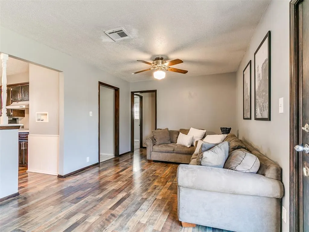 Photo 9 — 1712 Chamblee Drive, Norman, OK 73071