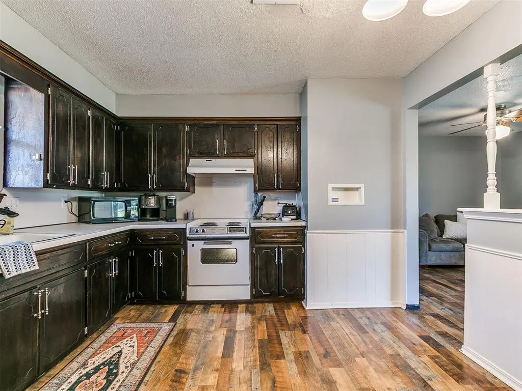 Photo 12 — 1712 Chamblee Drive, Norman, OK 73071