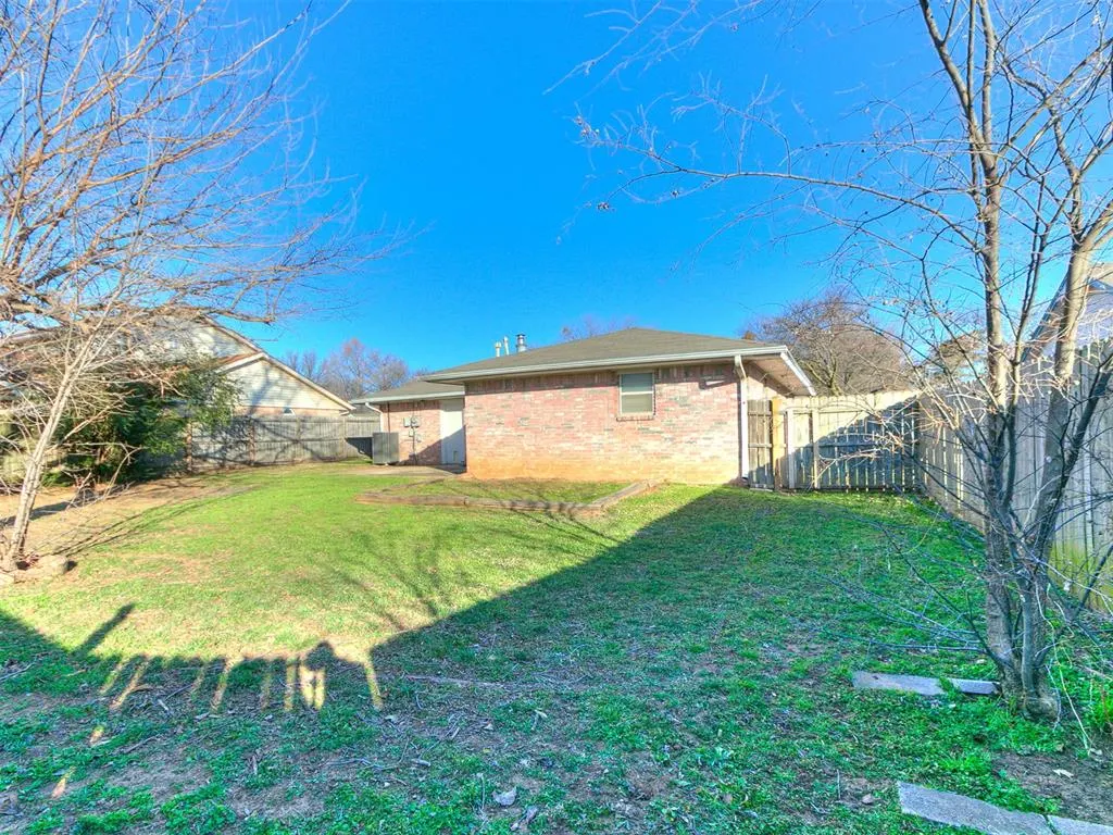 Photo 27 — 1712 Chamblee Drive, Norman, OK 73071